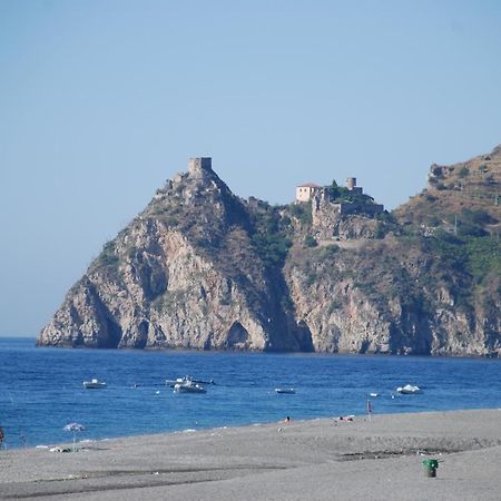 Quattro Torri B&B Santa Teresa Di Riva Exteriér fotografie