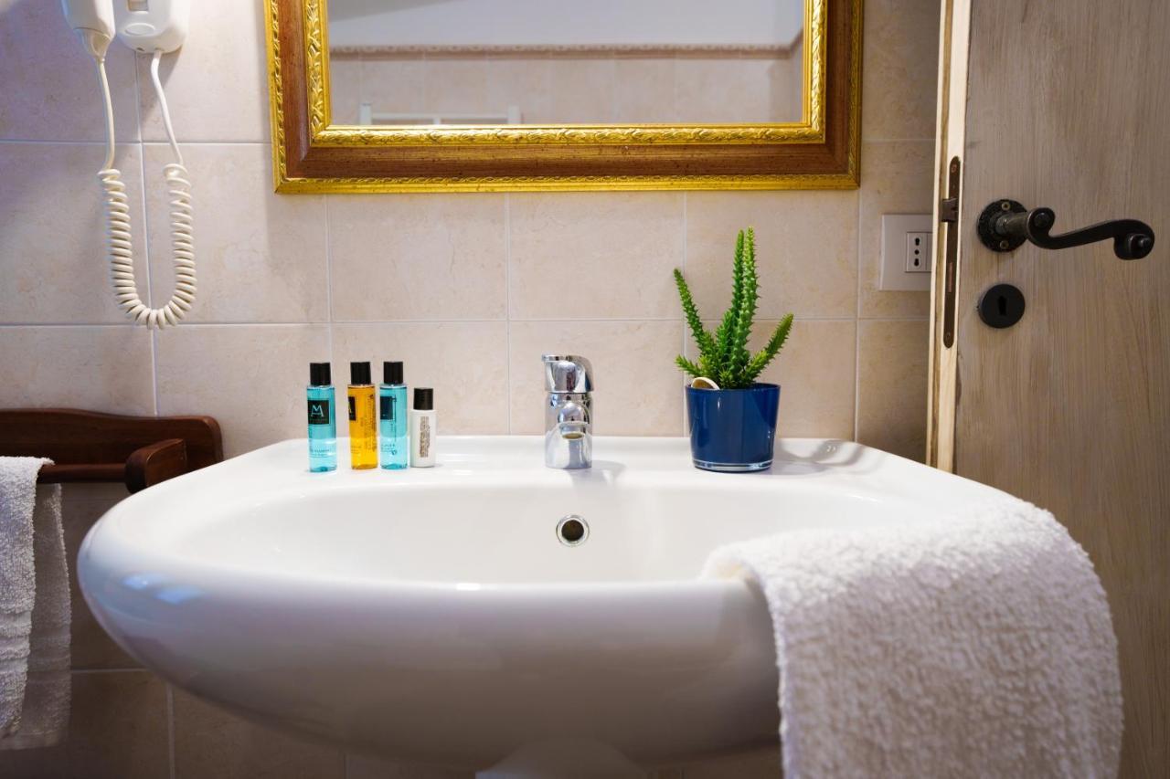 Quattro Torri B&B Santa Teresa Di Riva Exteriér fotografie