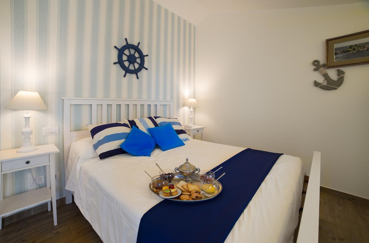 Quattro Torri B&B Santa Teresa Di Riva Exteriér fotografie